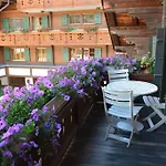 Le Vieux * グスタード