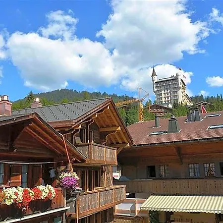 Le Vieux Apartment *